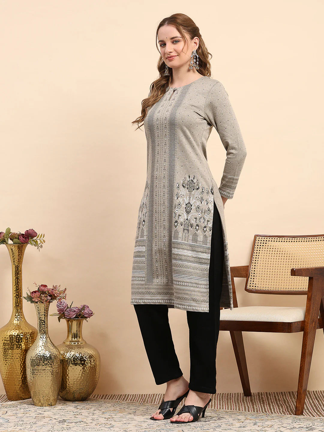 Women Beige Printed Round Neck Full Sleeve Winter Kurti - Image 3