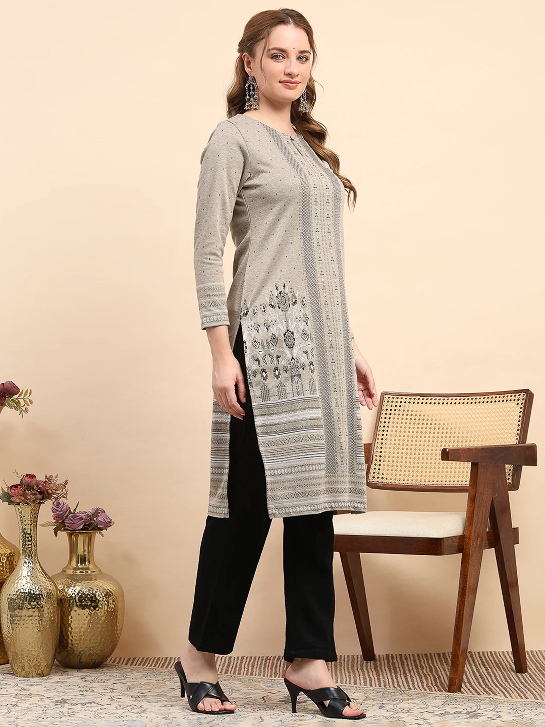 Women Beige Printed Round Neck Full Sleeve Winter Kurti - Image 4