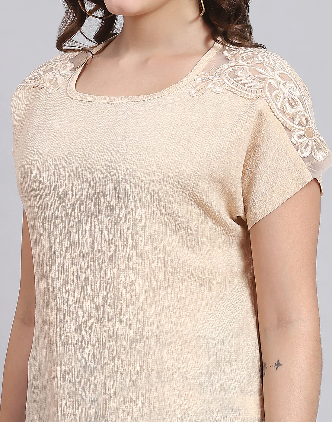 Women Beige Printed Round Neck Half Sleeve Top - Image 6