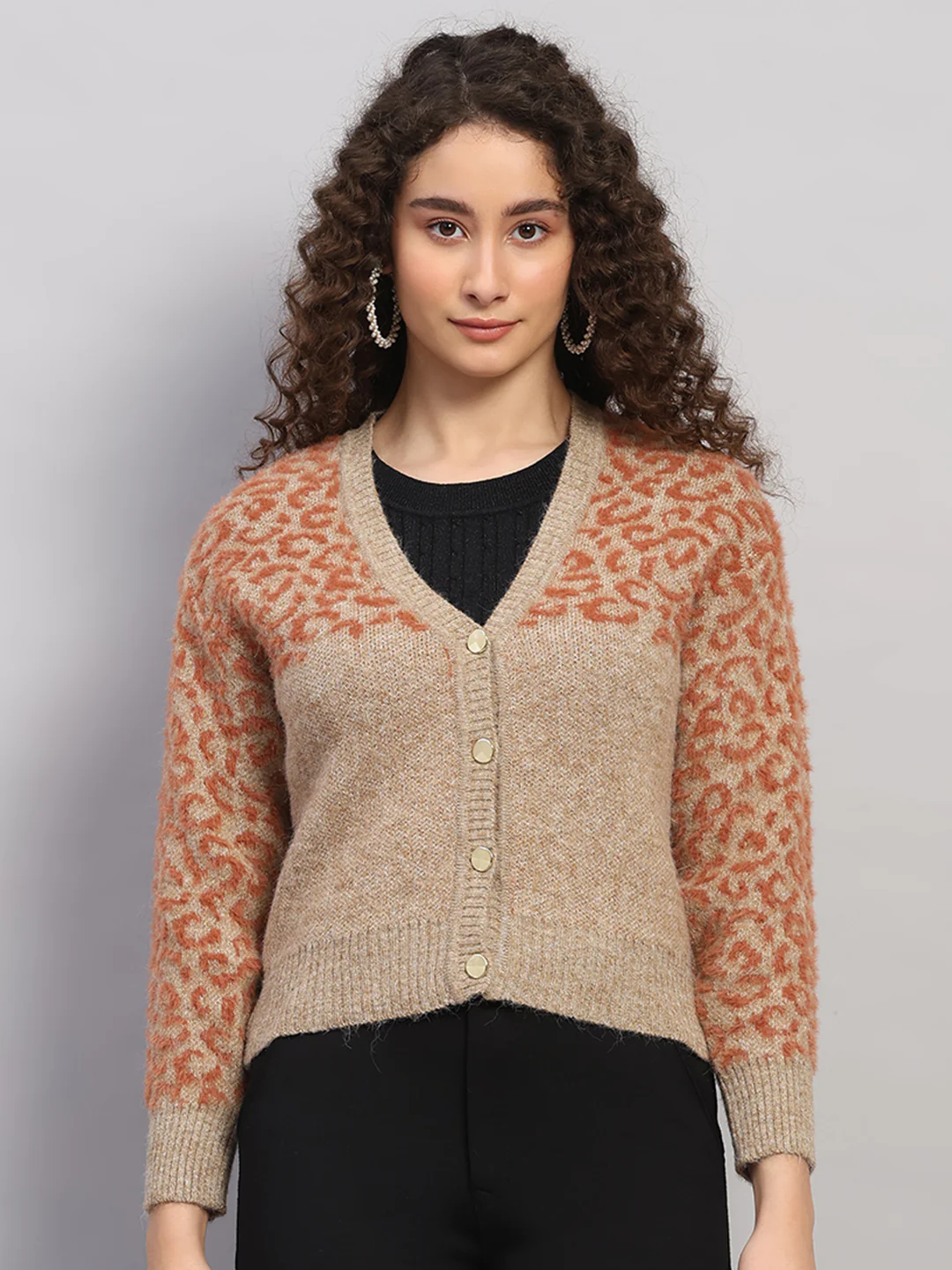 Women Beige Printed V Neck Full Sleeve Cardigan
