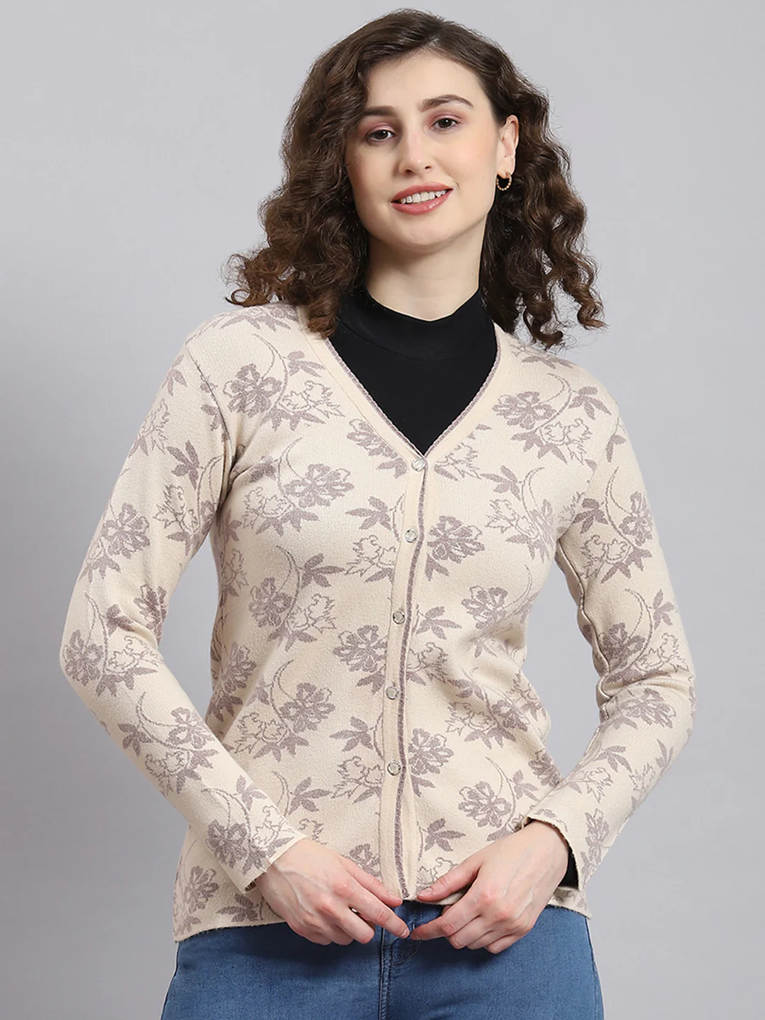 Women Beige Self Design V Neck Full Sleeve Cardigan - Image 5