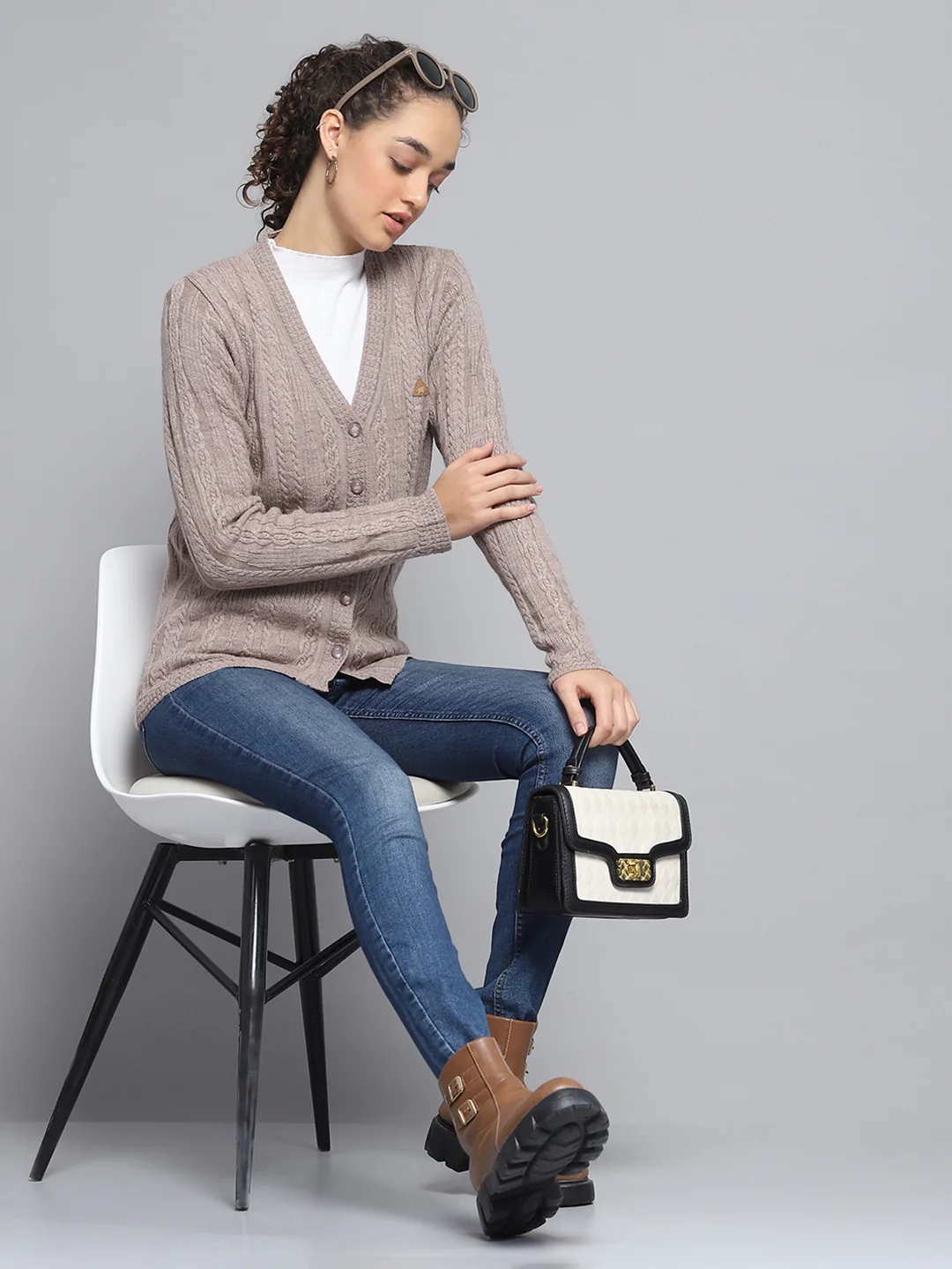 Women Beige Self Design V Neck Full Sleeve Cardigan - Image 2