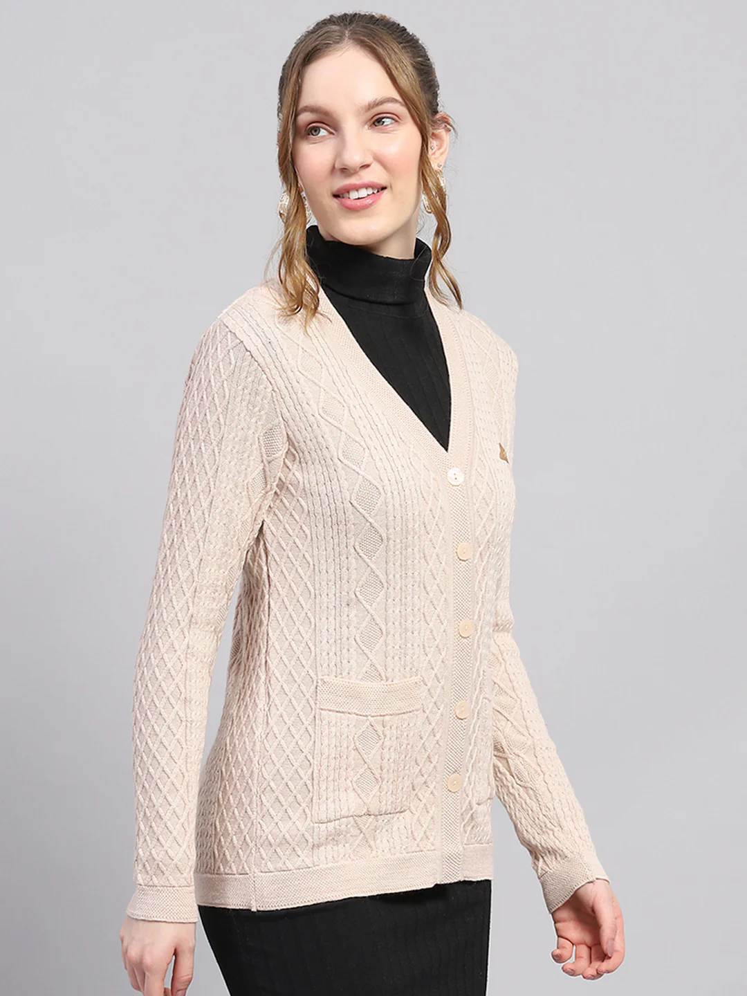 Women Beige Self Design V Neck Full Sleeve Cardigan - Image 4