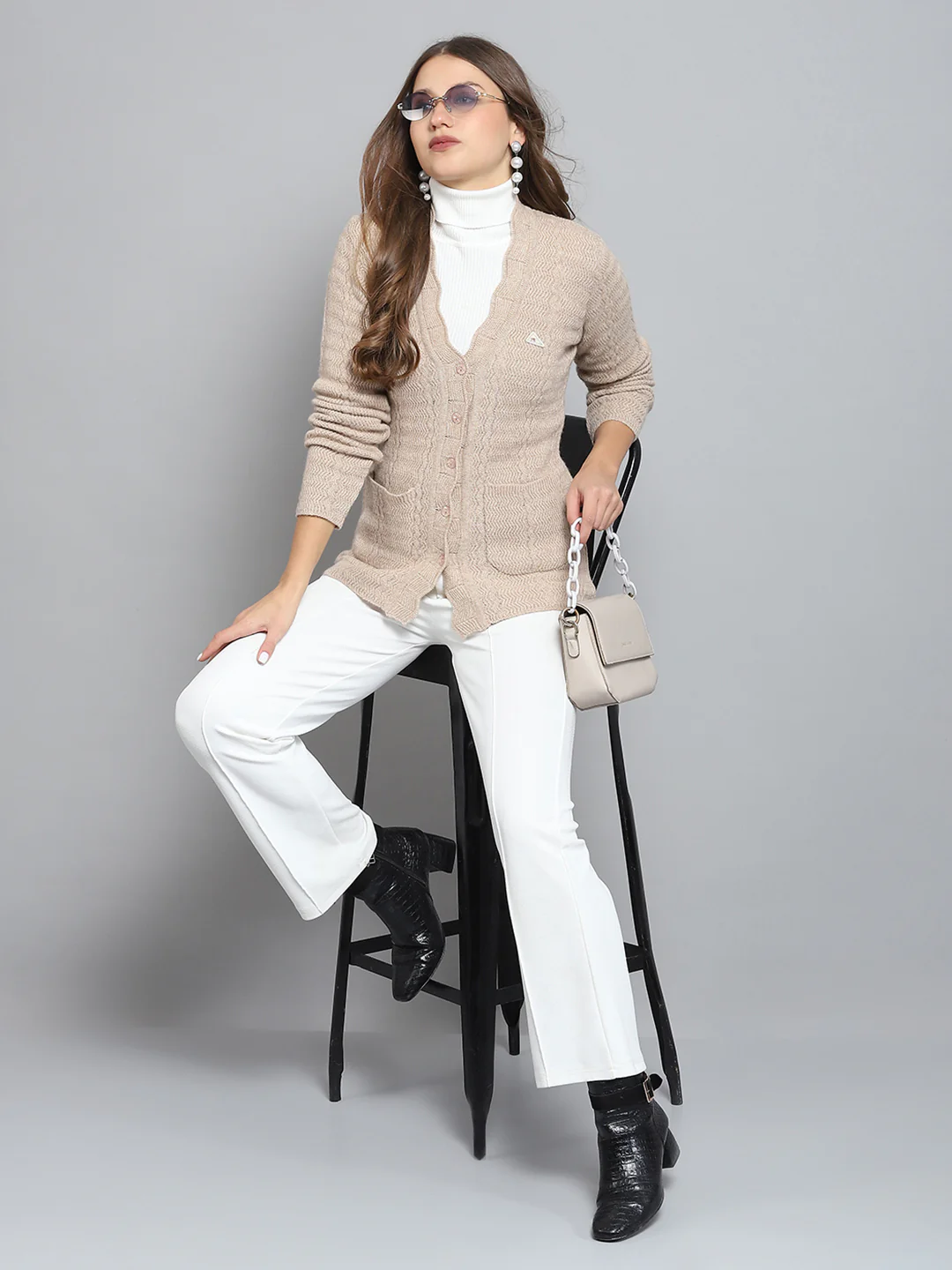 Women Beige Self Design V Neck Full Sleeve Cardigan - Image 2