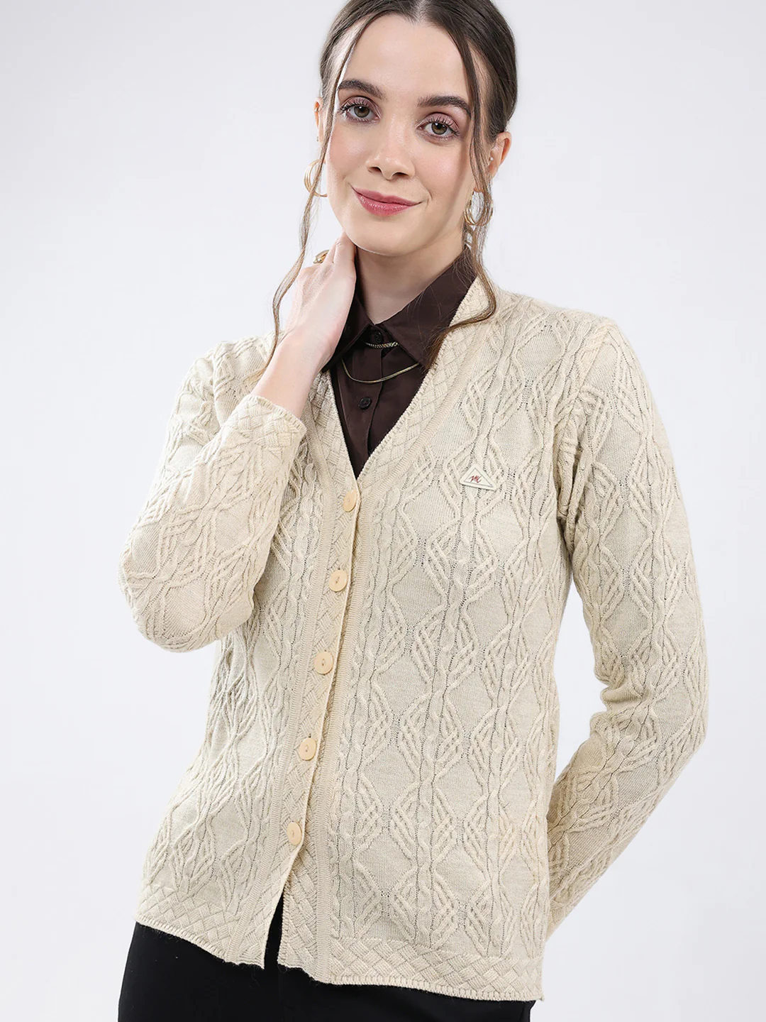 Women Beige Self Design V Neck Full Sleeve Cardigan - Image 7