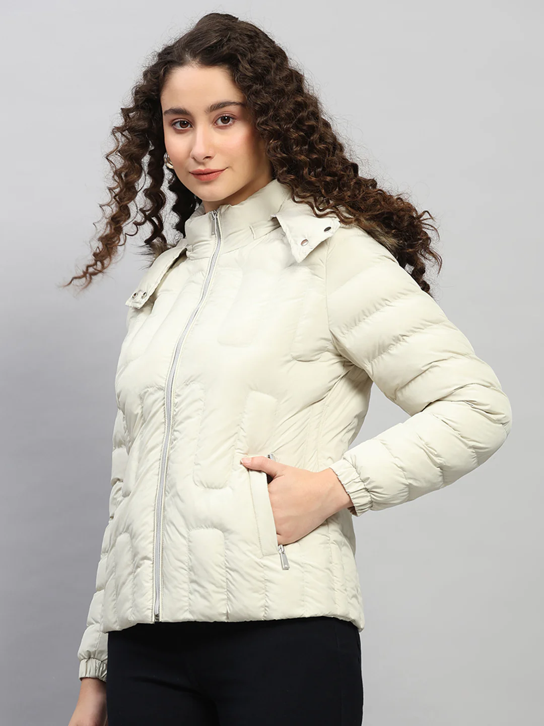 Women Beige Solid Hooded Full Sleeve Jacket - Image 3