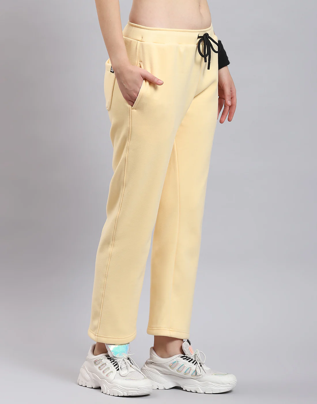 Rock.it Women Beige Solid Regular Fit Winter Lower - Image 4