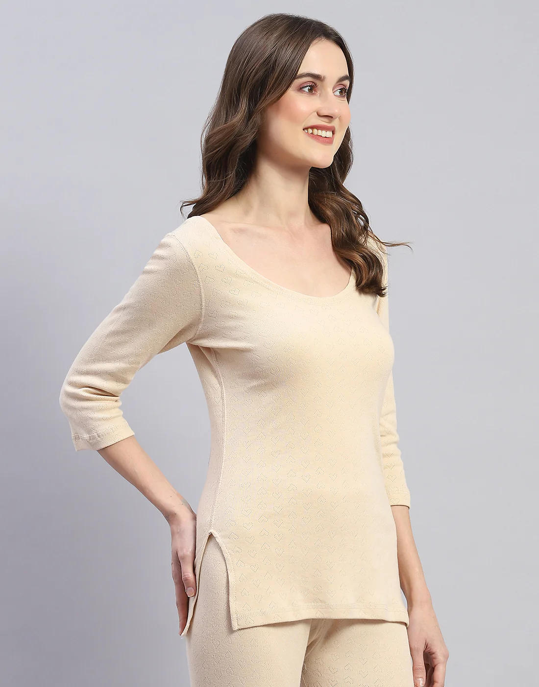 Women Beige Solid Round Neck 3/4 Sleeve Thermal Vest - Image 4