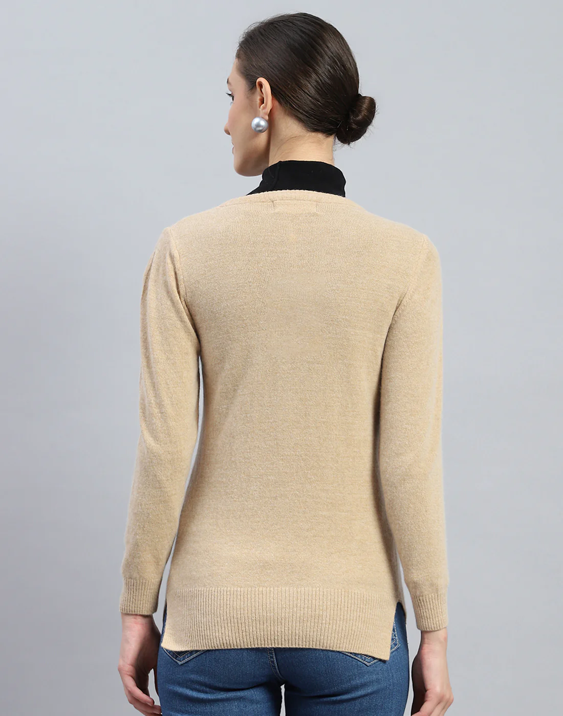 Women Beige Solid Round Neck Full Sleeve Cardigan - Image 5