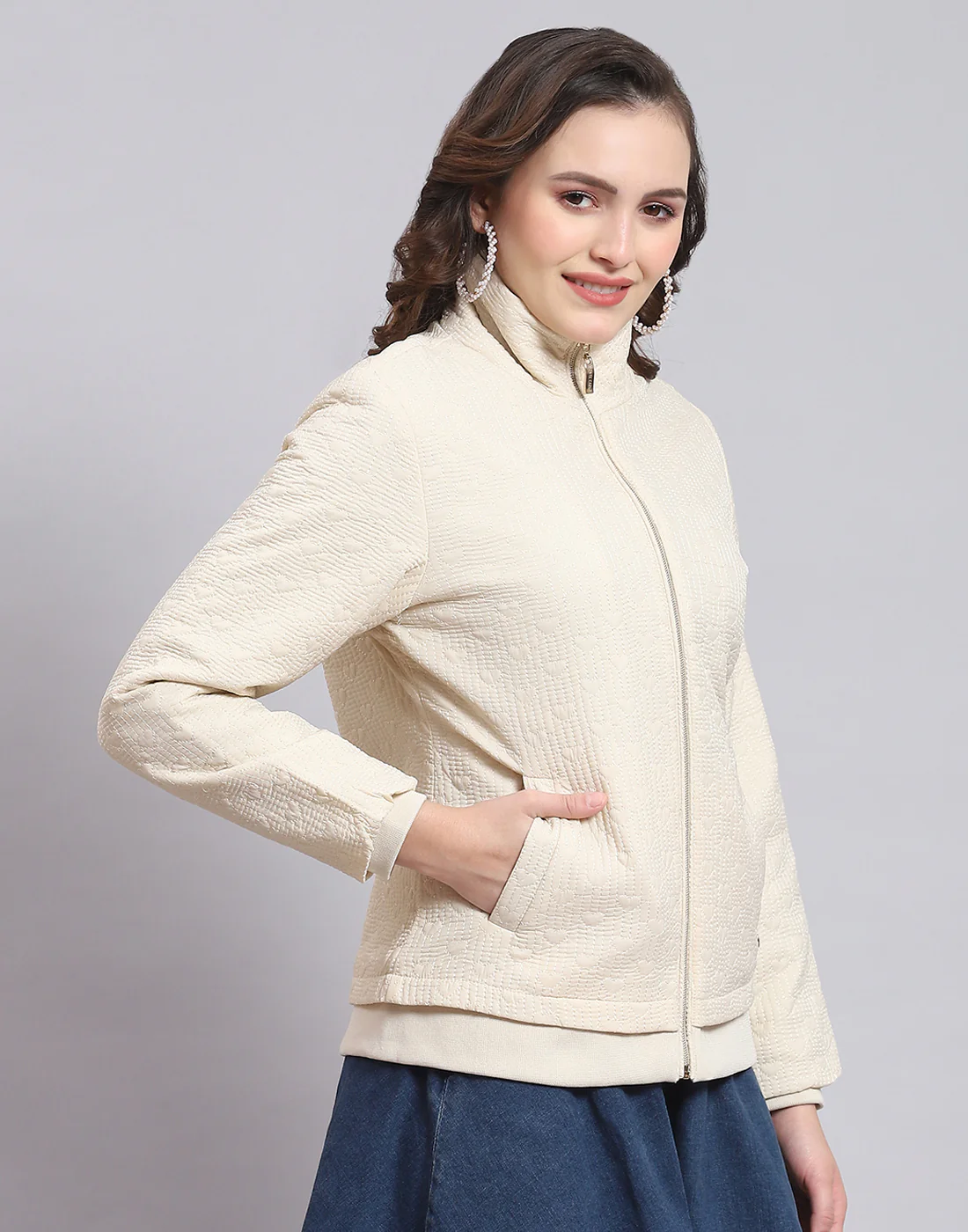 Women Beige Solid Stand Collar Full Sleeve Jacket - Image 5