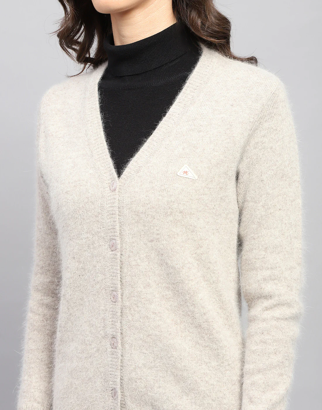 Women Beige Solid V Neck Full Sleeve Cardigan - Image 7