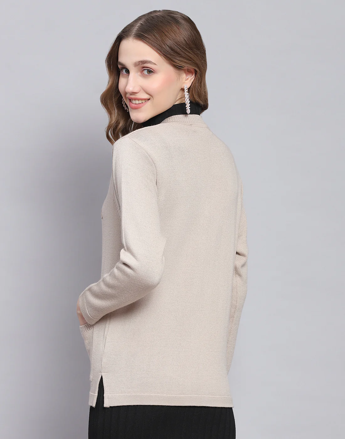 Women Beige Solid V Neck Full Sleeve Cardigan - Image 5