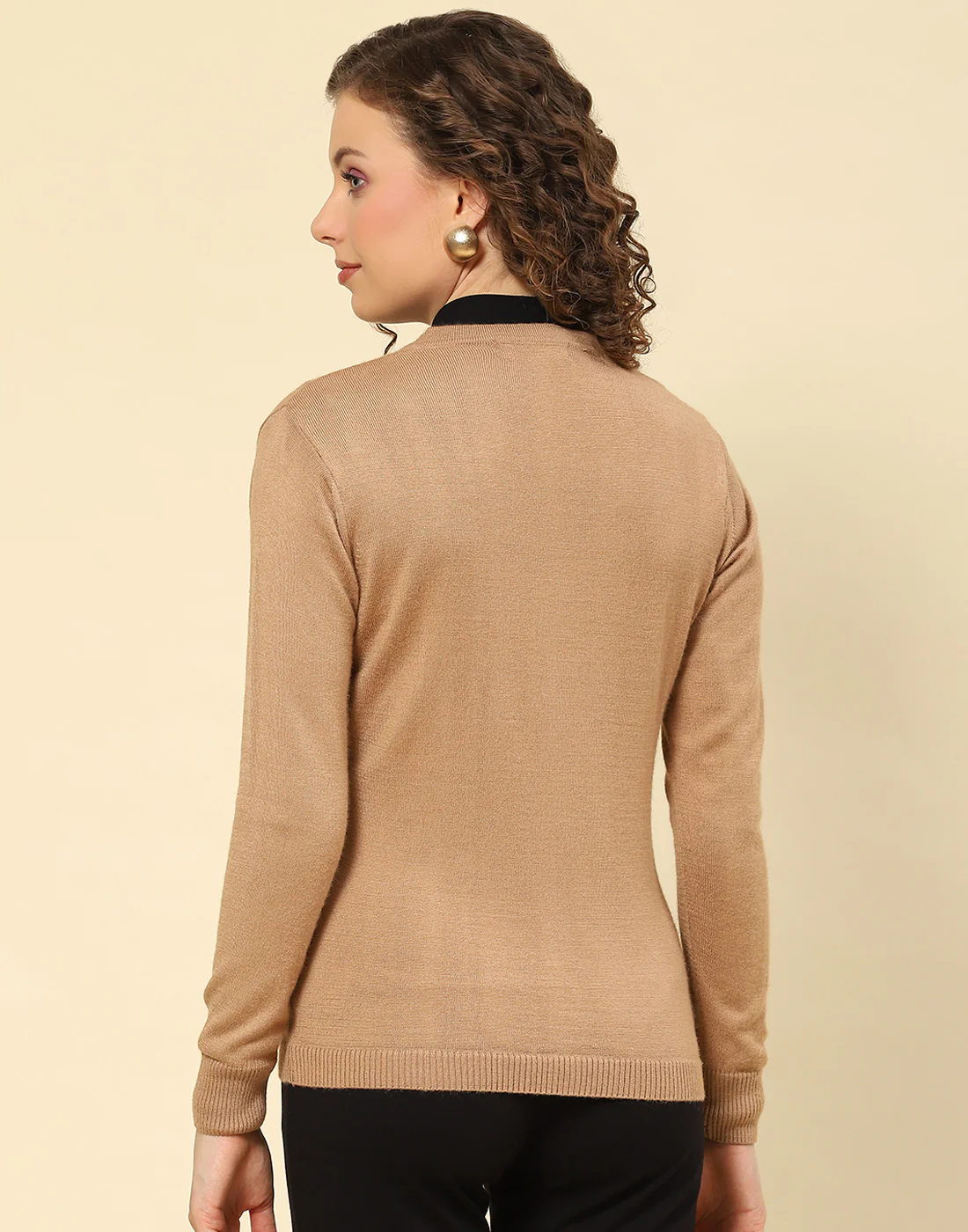 Women Beige Solid V Neck Full Sleeve Cardigan - Image 5