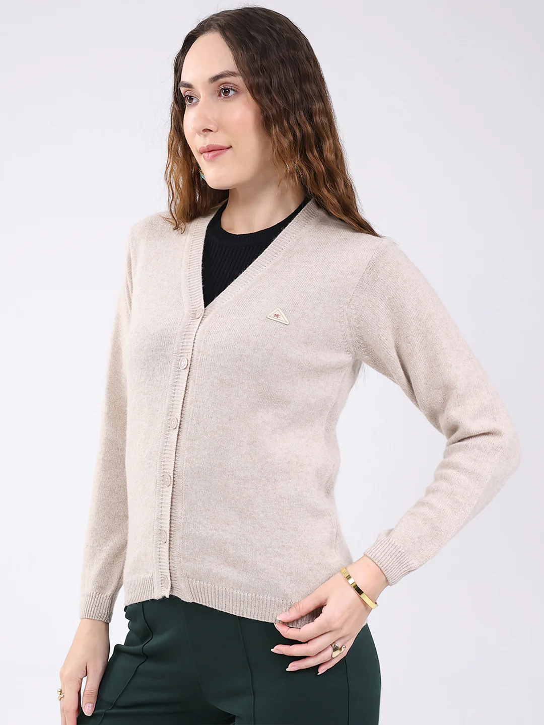 Women Beige Solid V Neck Full Sleeve Cardigan - Image 3