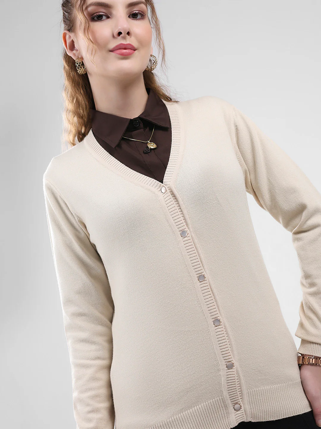 Women Beige Solid V Neck Full Sleeve Cardigan - Image 6