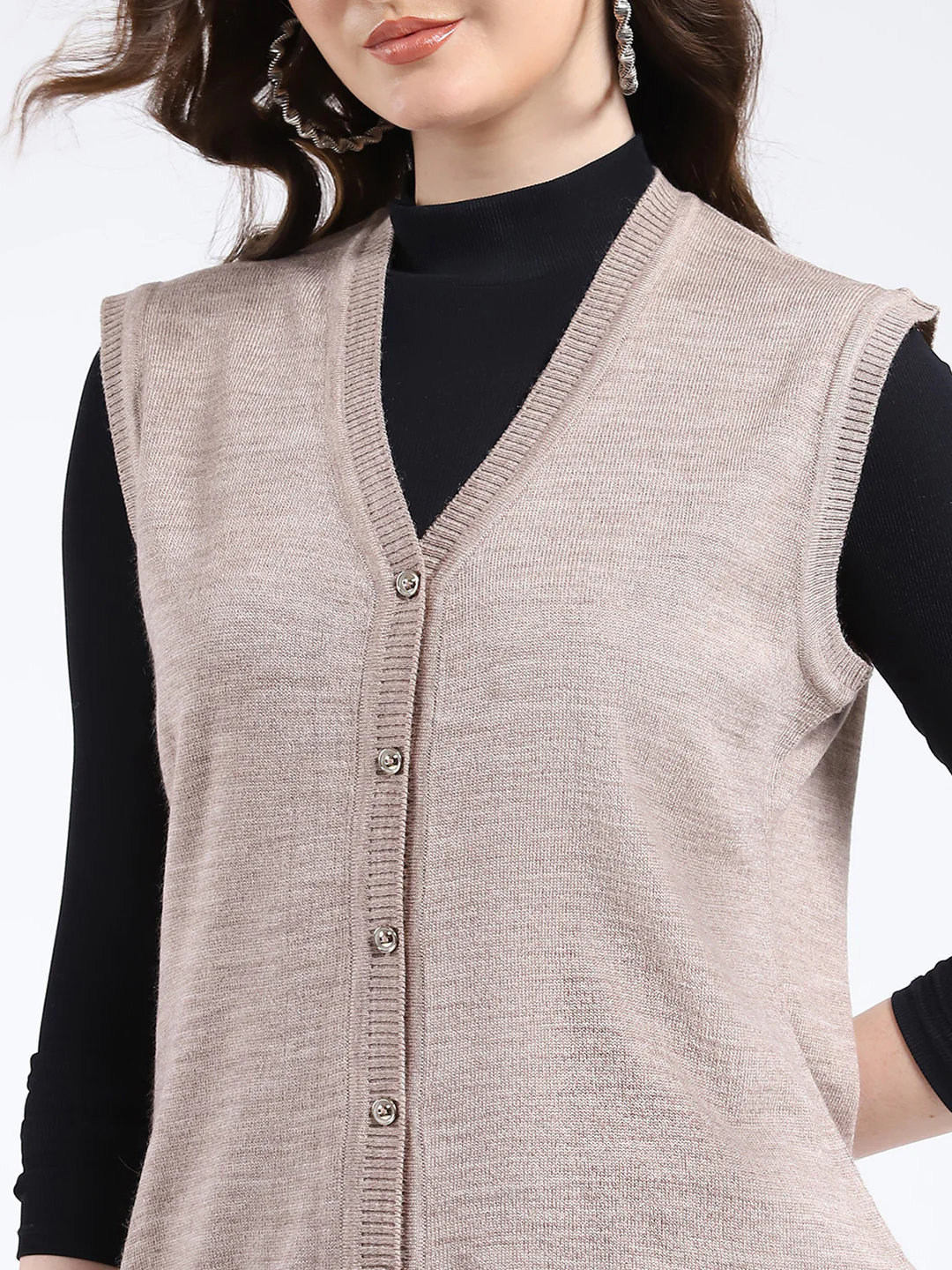Women Beige Solid V Neck Sleeveless Cardigan - Image 6