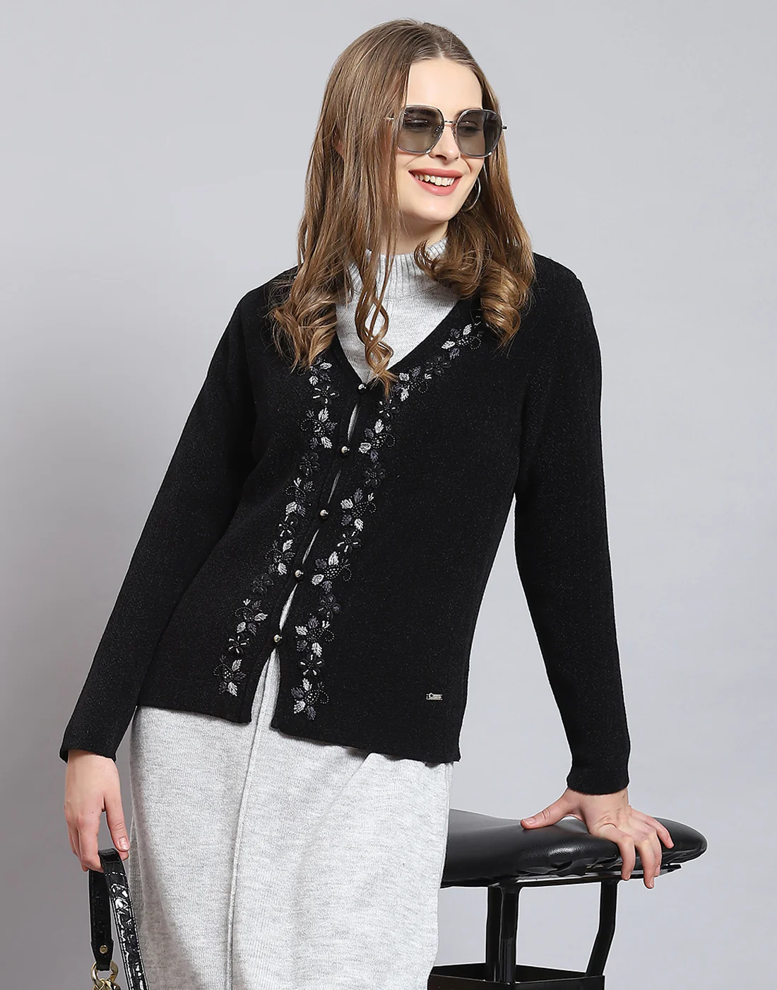 Women Black Embellished V Neck Full Sleeve Cardigan - Image 6