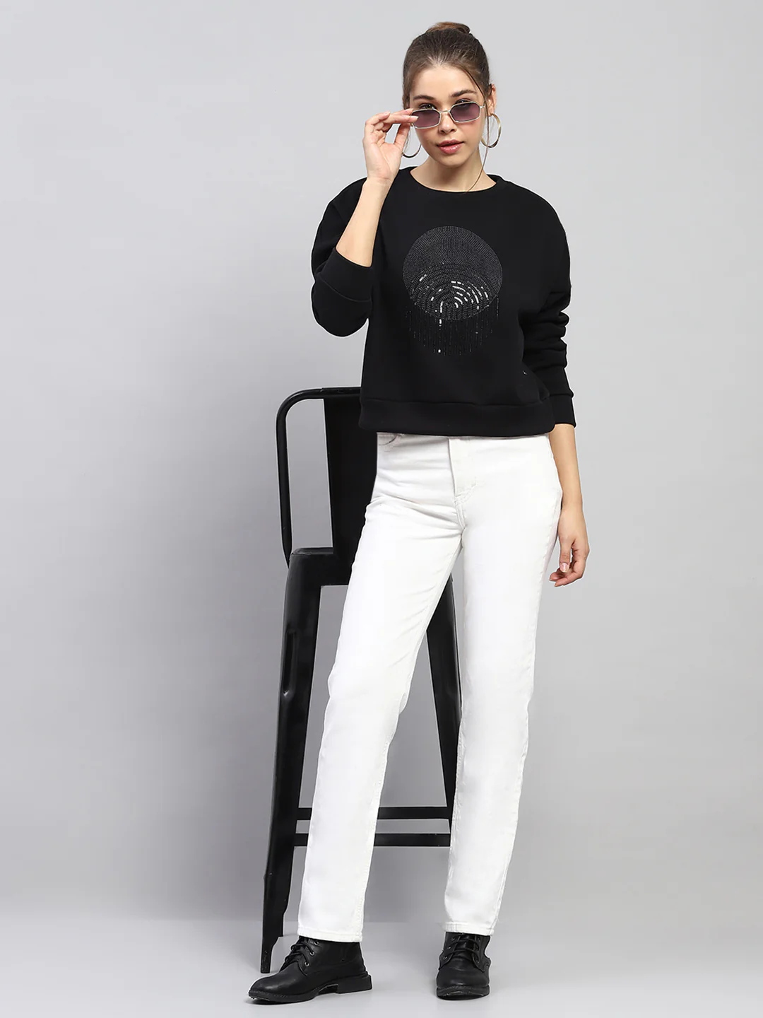 Women Black Embroidered Round Neck Full Sleeve Sweatshirt - Image 2