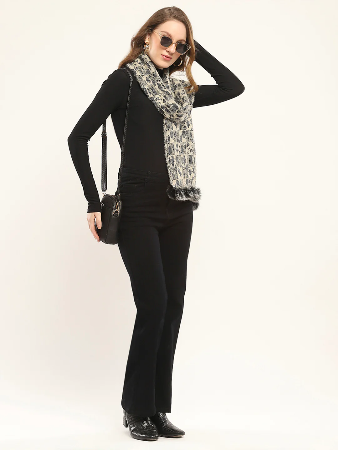 Women Black & Grey Self Design Muffler - Image 2