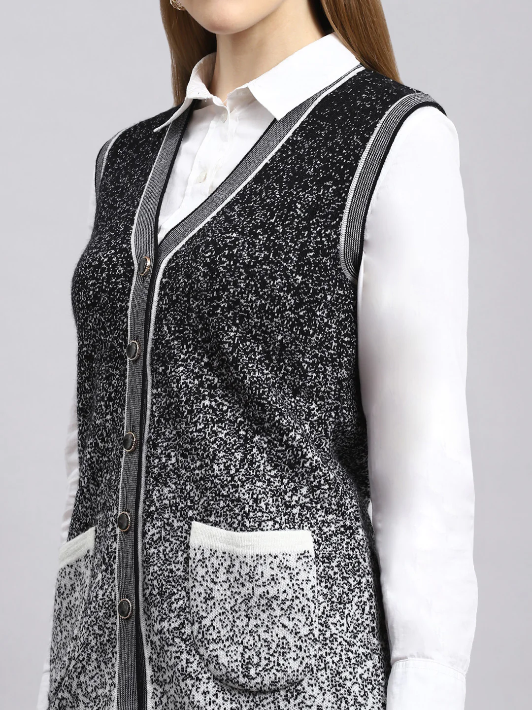 Women Black Jaquard Cardigan - Image 6