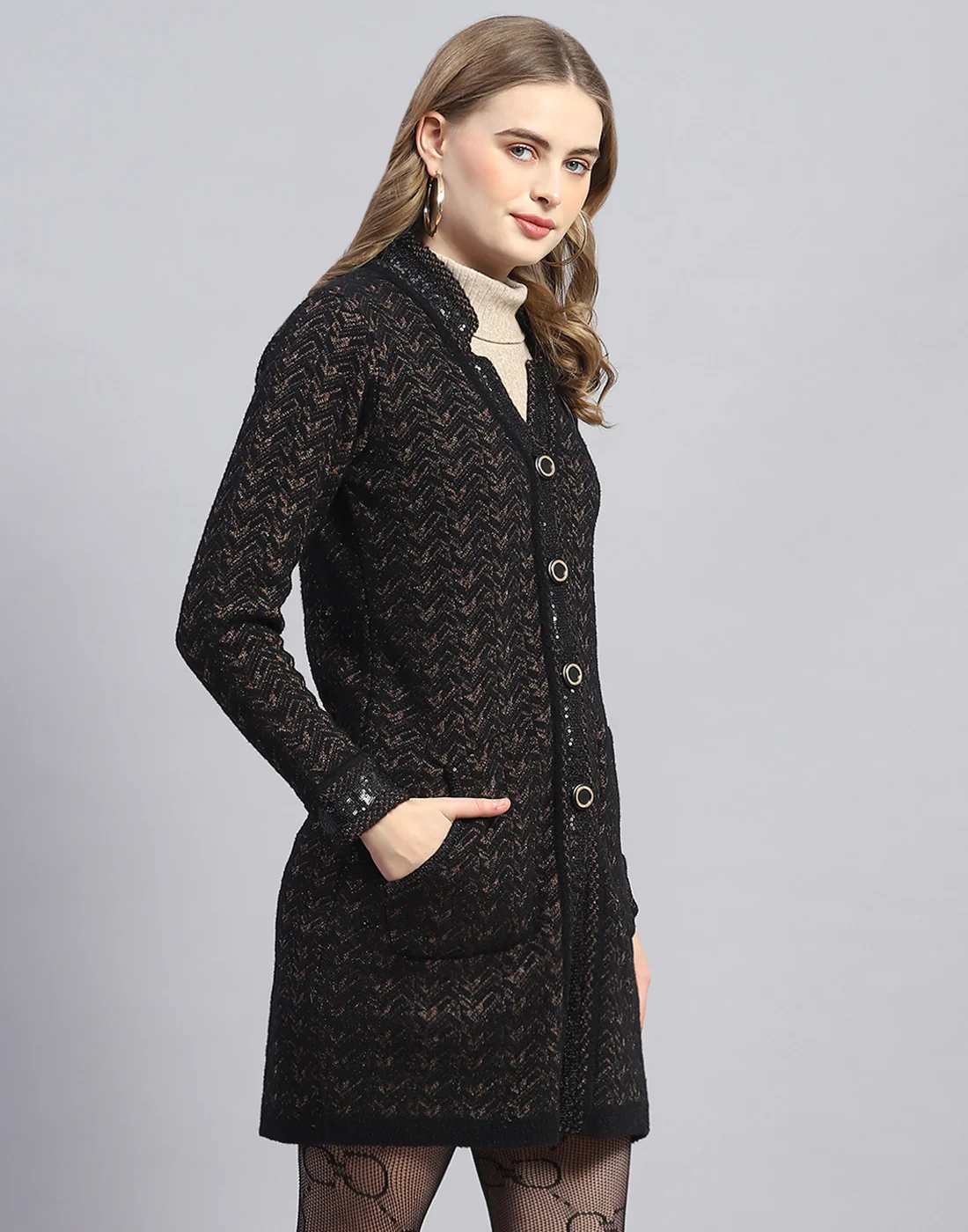 Women Black Jaquard V Neck Full Sleeve Cardigan - Image 4