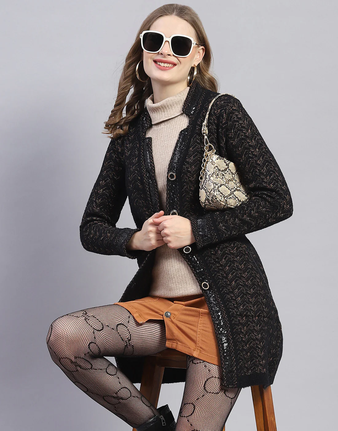 Women Black Jaquard V Neck Full Sleeve Cardigan - Image 6