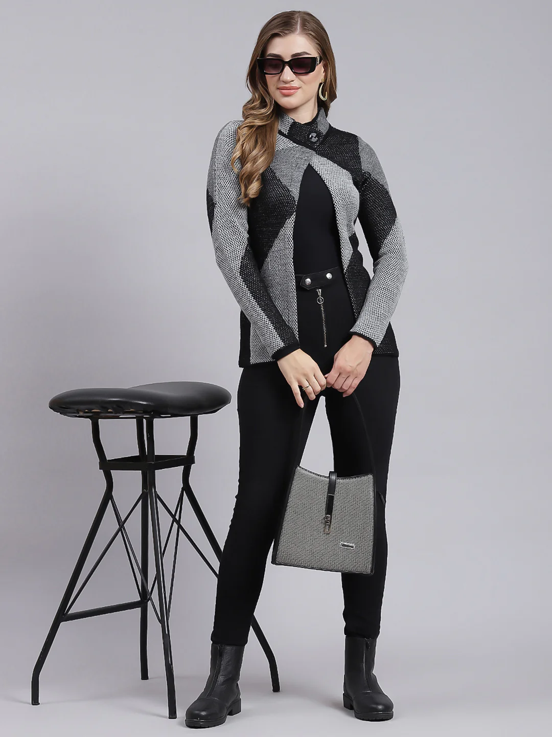 Women Black Jaquard Wool blend Cardigan - Image 5