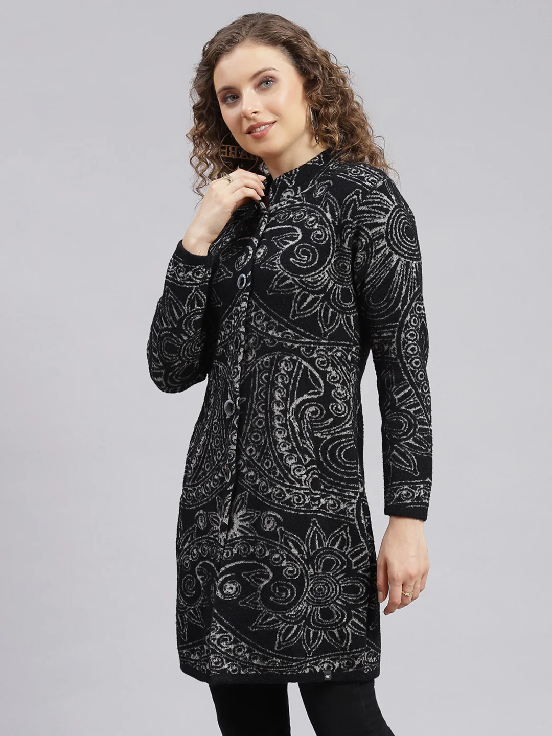 Women Black Jaquard Wool blend Knitted Coat - Image 3