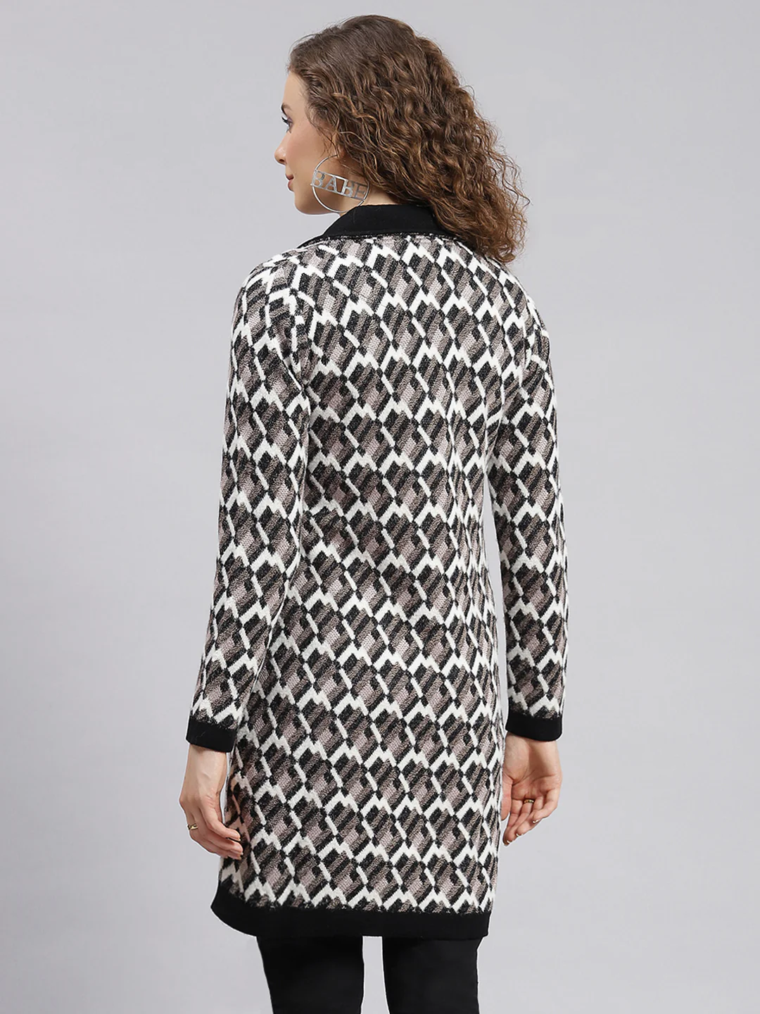 Women Black Jaquard Wool blend Knitted Coat - Image 4