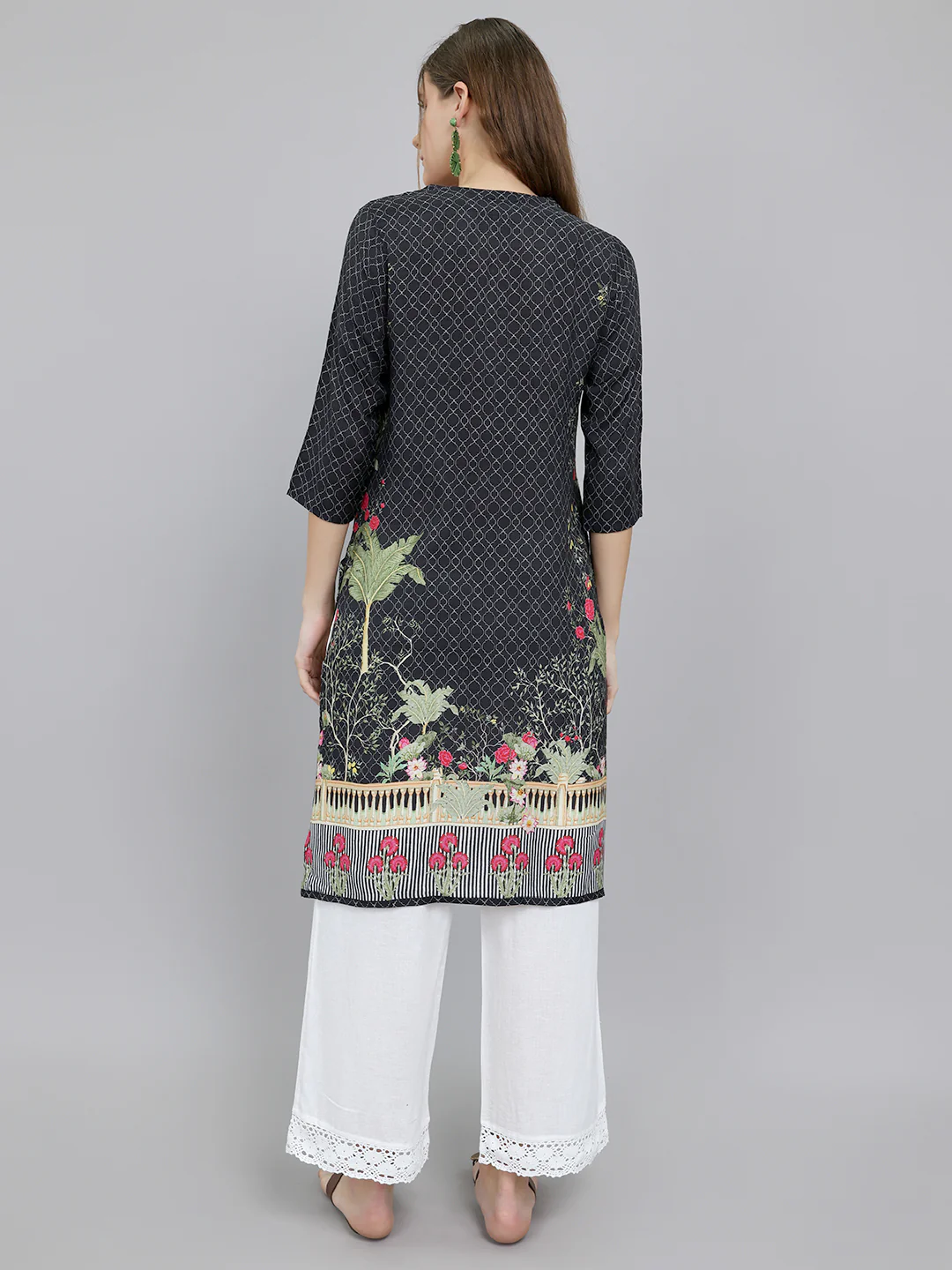 Women Black Printed Fashion Neck 3/4th Sleeve Kurti - Image 4