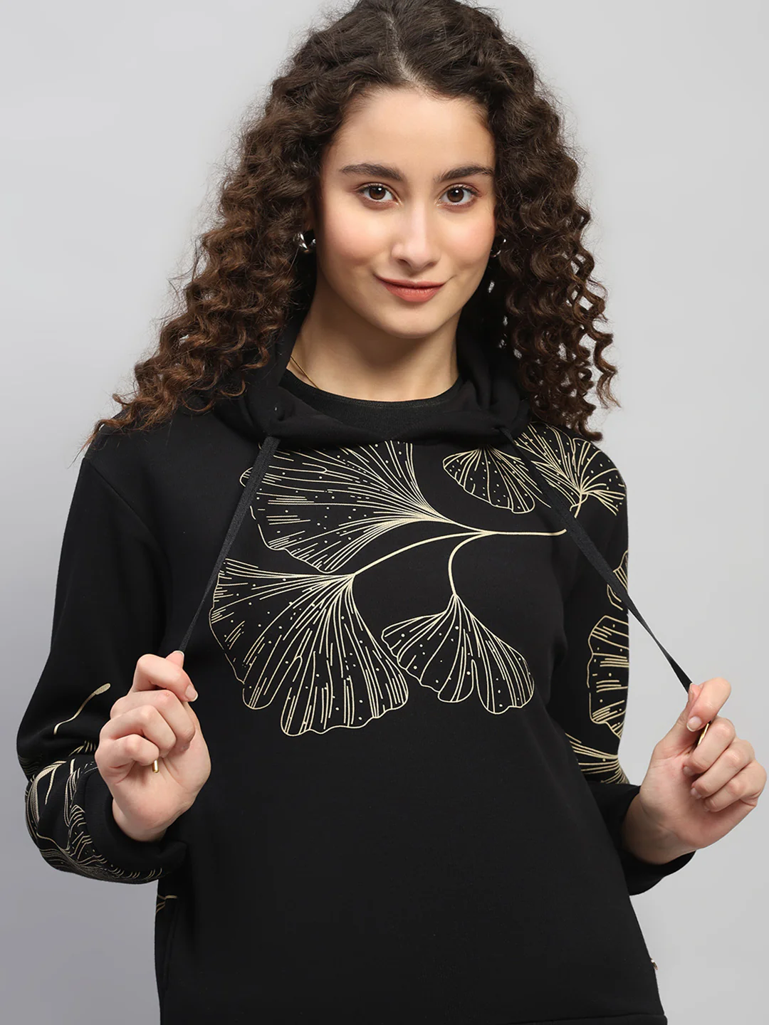 Women Black Printed Hooded Full Sleeve Winter Tracksuit - Image 7