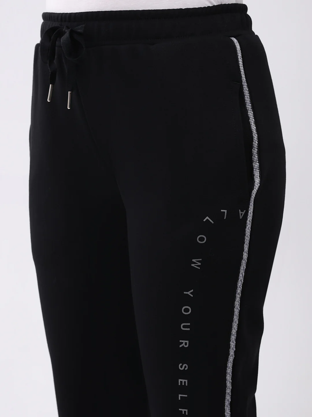 Women Black Printed Regular Fit Winter Lower - Image 6
