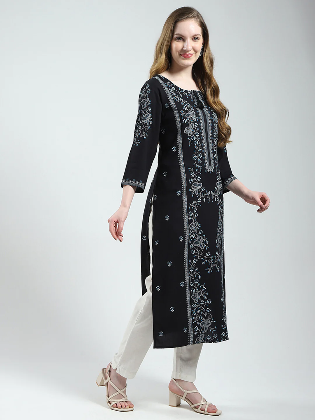 Women Black Printed Round Neck 3/4th Sleeve Kurti - Image 4