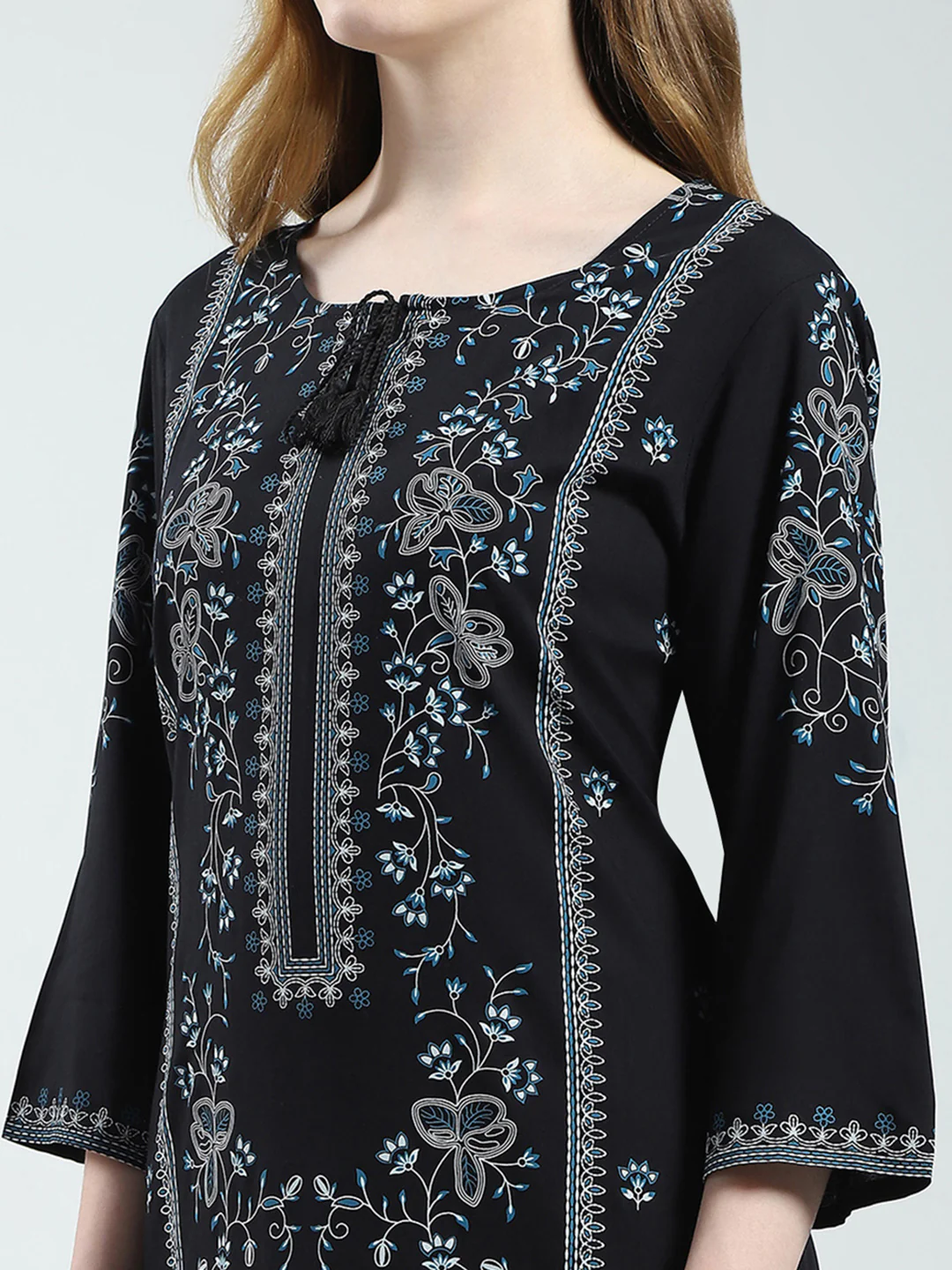 Women Black Printed Round Neck 3/4th Sleeve Kurti - Image 6