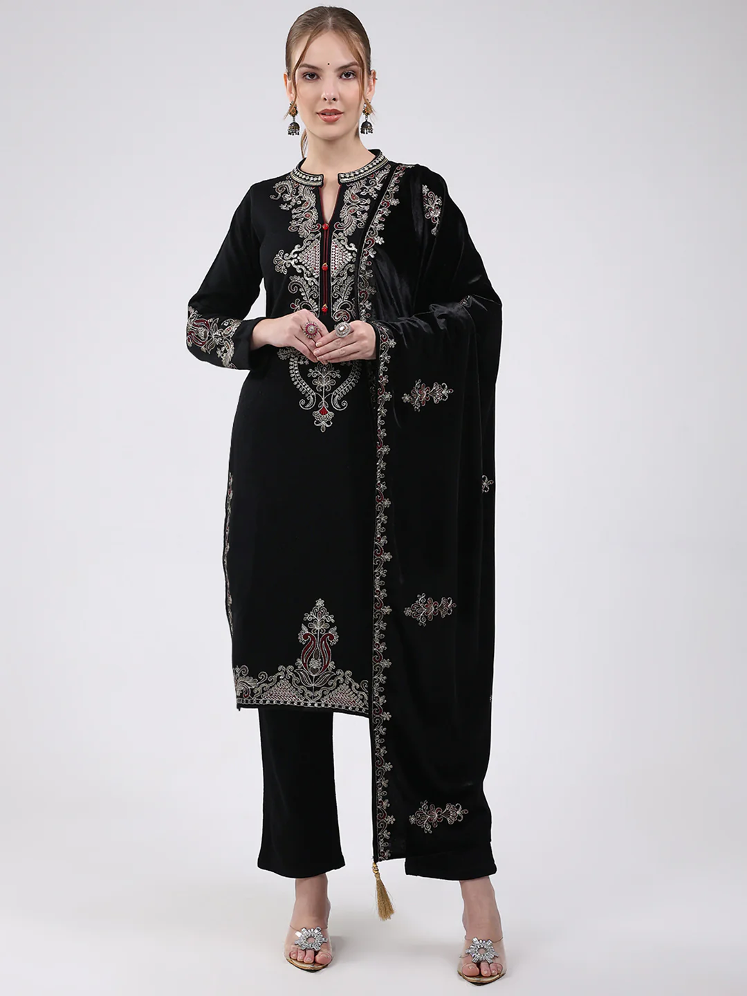 Women Black Printed Round Neck Full Sleeve Kurti Set for Winter - Image 4