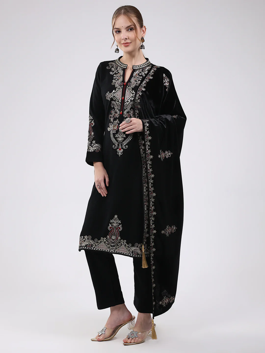 Women Black Printed Round Neck Full Sleeve Kurti Set for Winter - Image 5