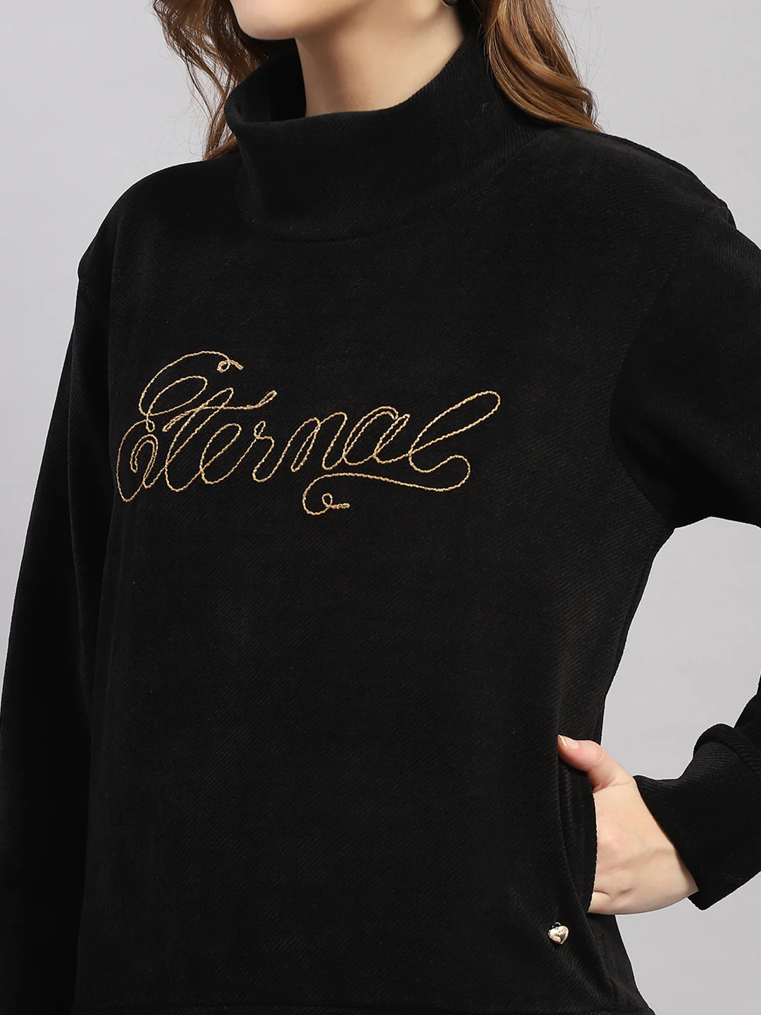 Women Black Printed Round Neck Full Sleeve Sweatshirt - Image 6