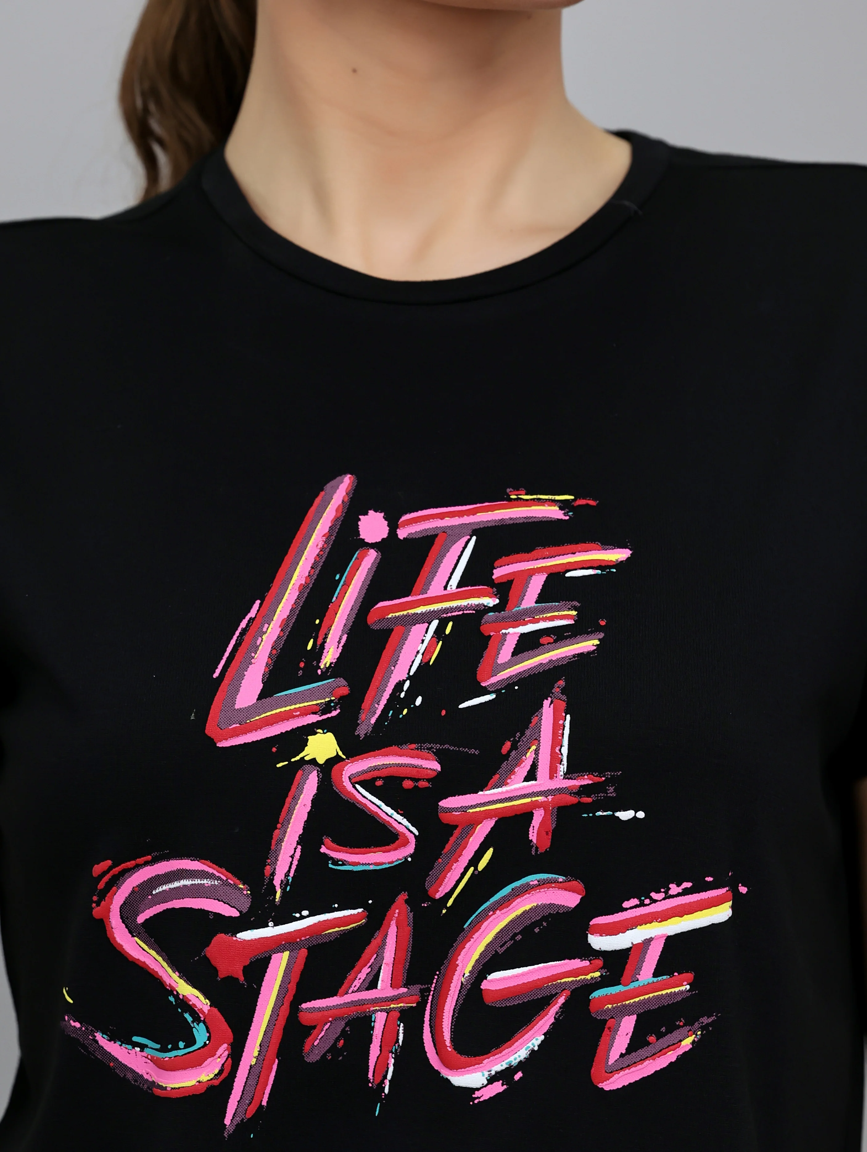 Women Black Printed Round Neck Half Sleeve Top - Image 4