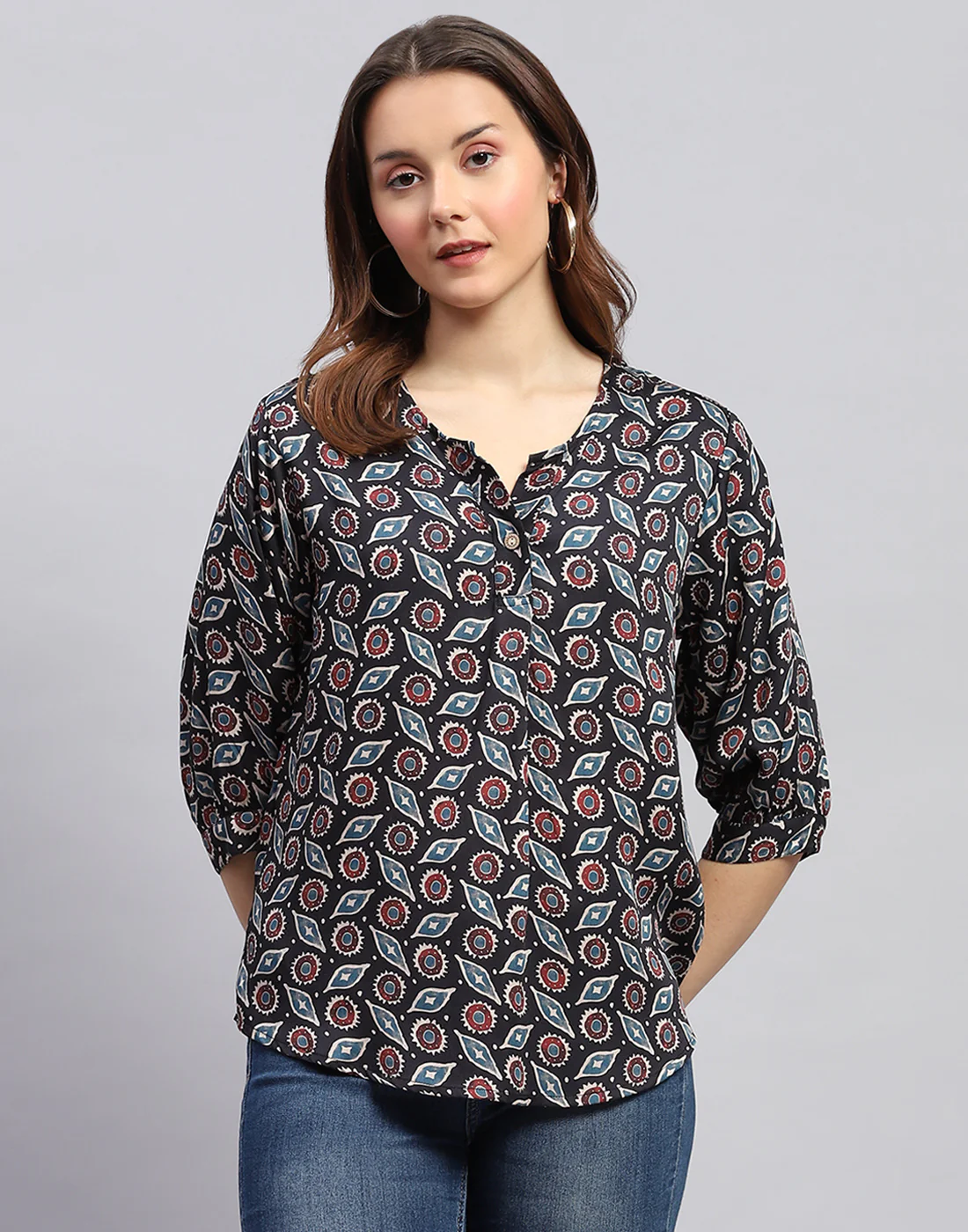 Women Black Printed V Neck 3/4 Sleeve Top - Image 3