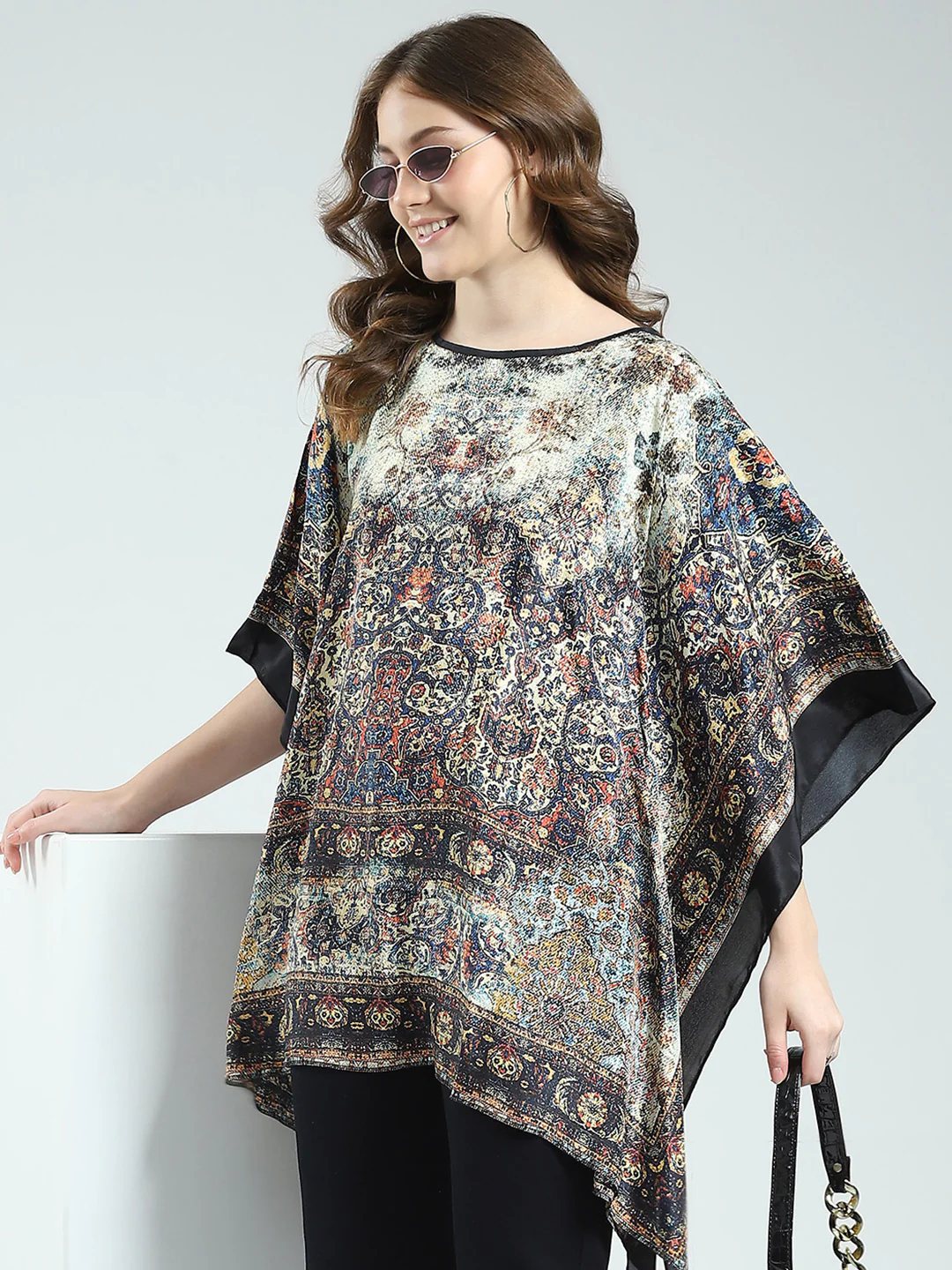 Women Black Printed Round Neck 3/4th Sleeve Poncho - Image 6