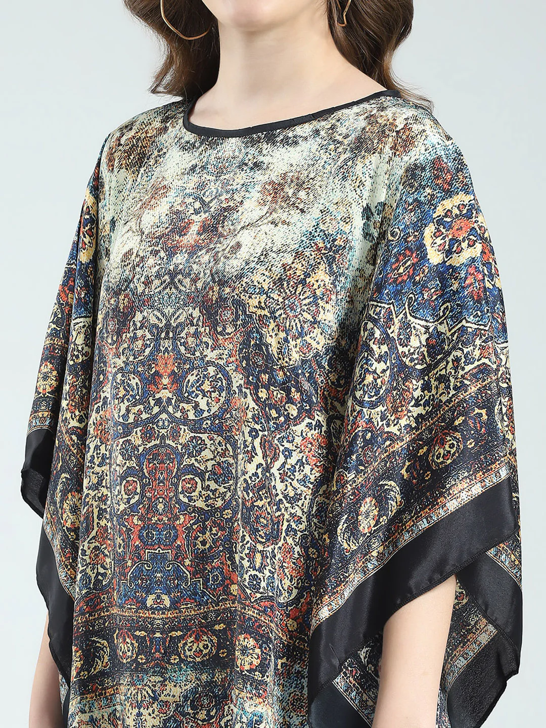 Women Black Printed Round Neck 3/4th Sleeve Poncho - Image 7