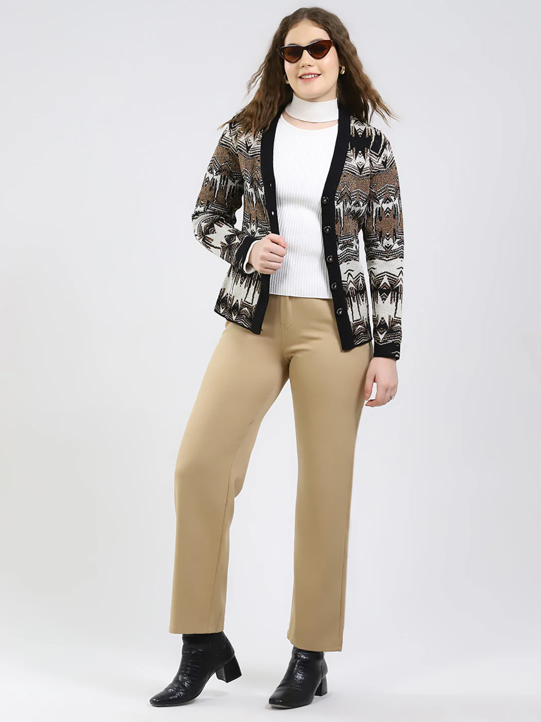 Women Black Printed V Neck Full Sleeve Cardigan - Image 2