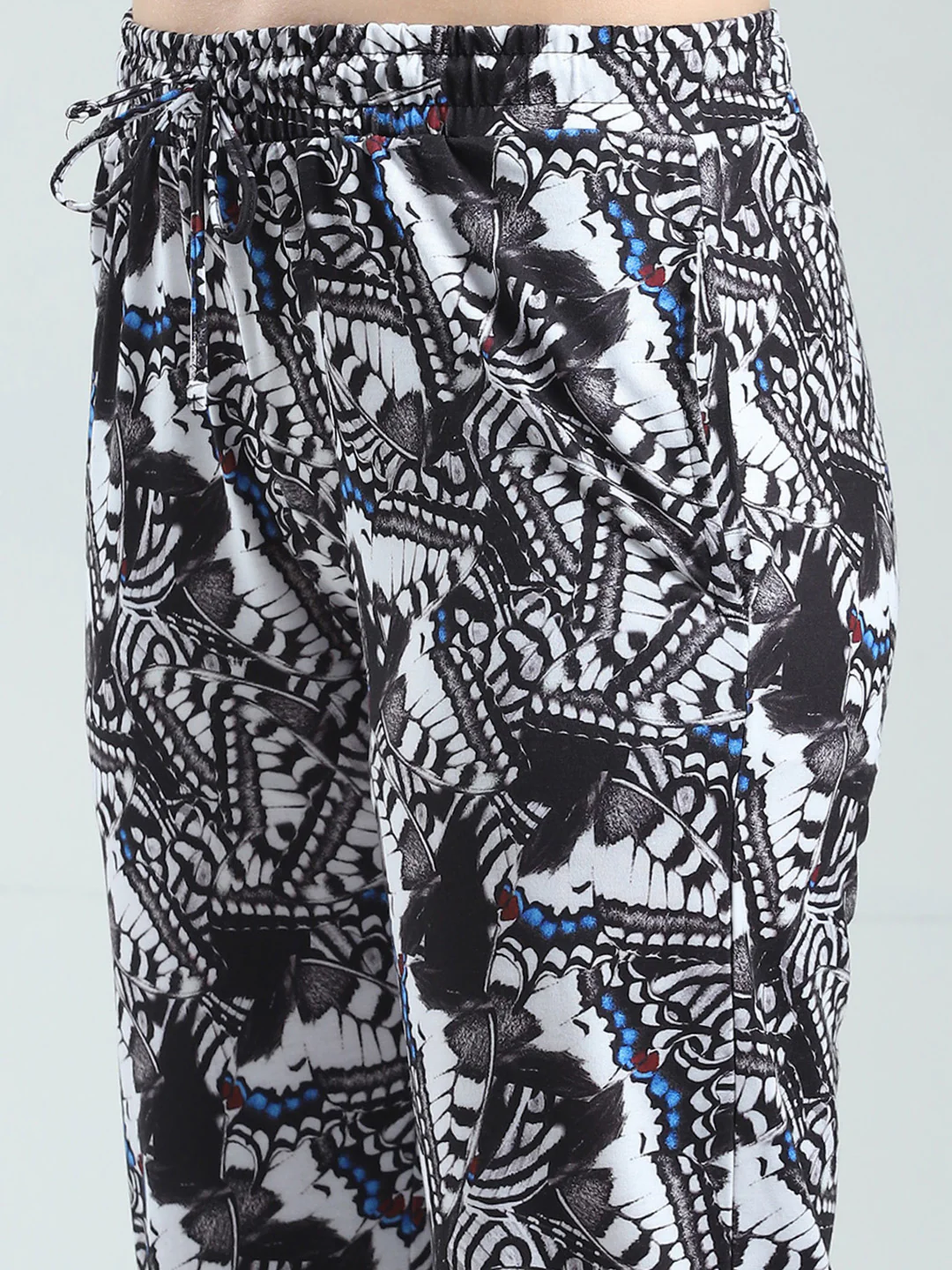 Women Black Printed Round Neck Half Sleeve Lower Set - Image 8