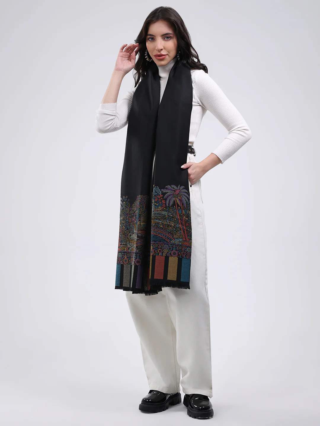 Women Black Printed Wool Blend Shawl - Image 5