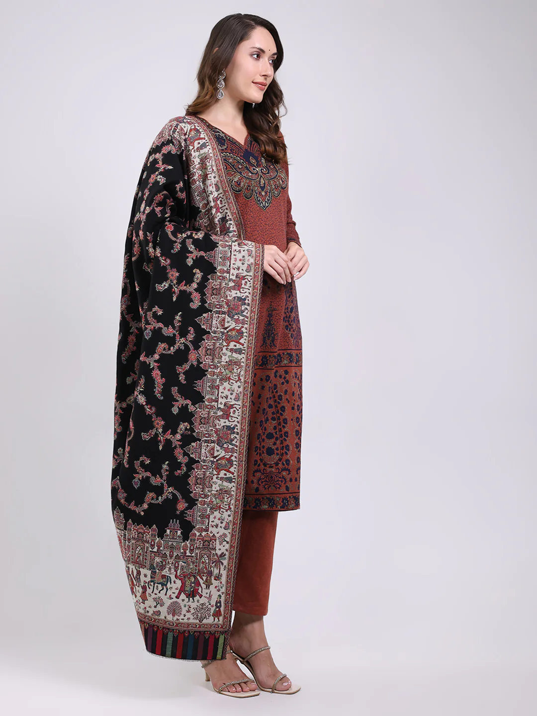 Women Black Printed Wool Blend Shawl - Image 4