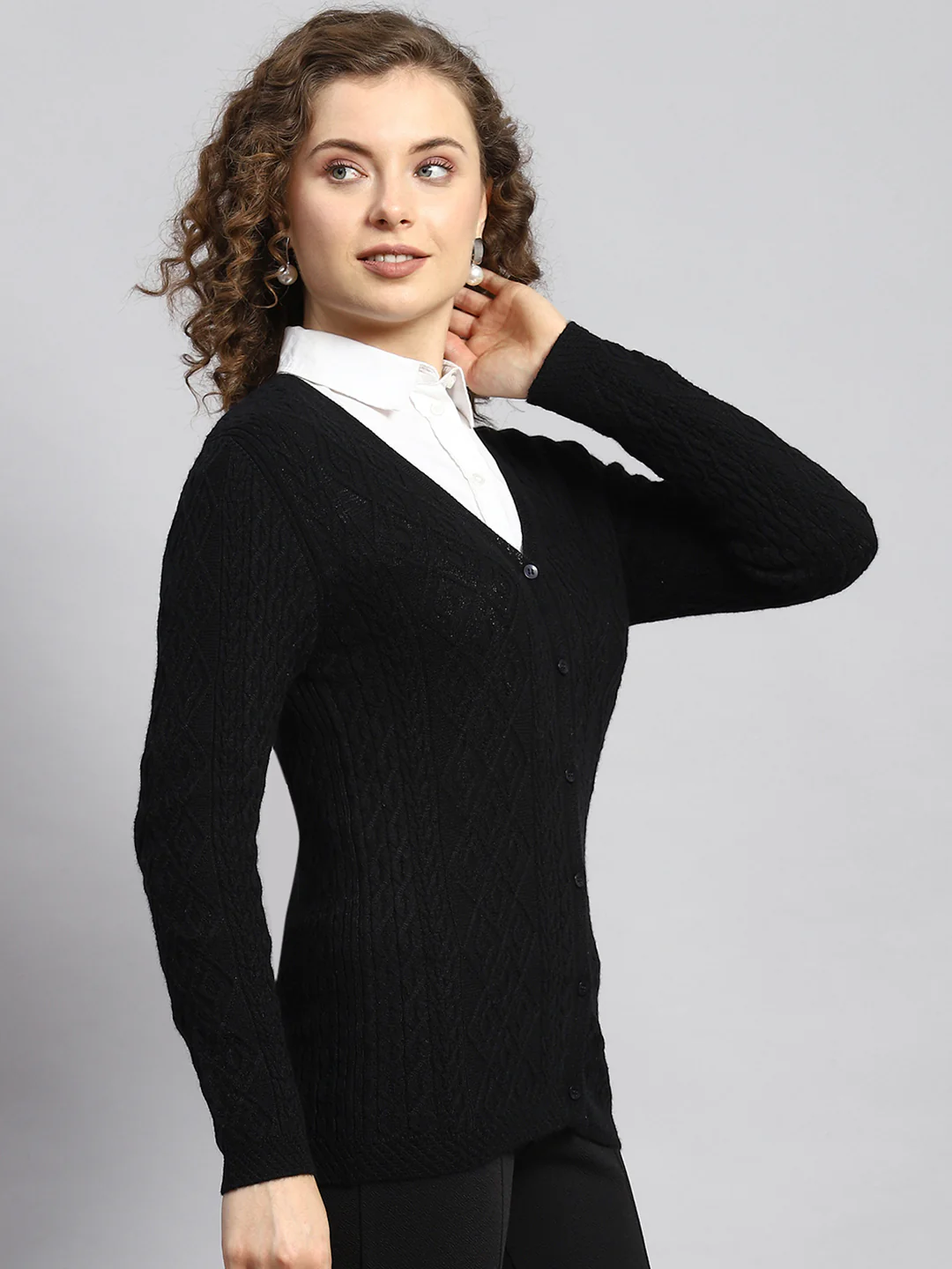 Women Black Self Cardigan - Image 3