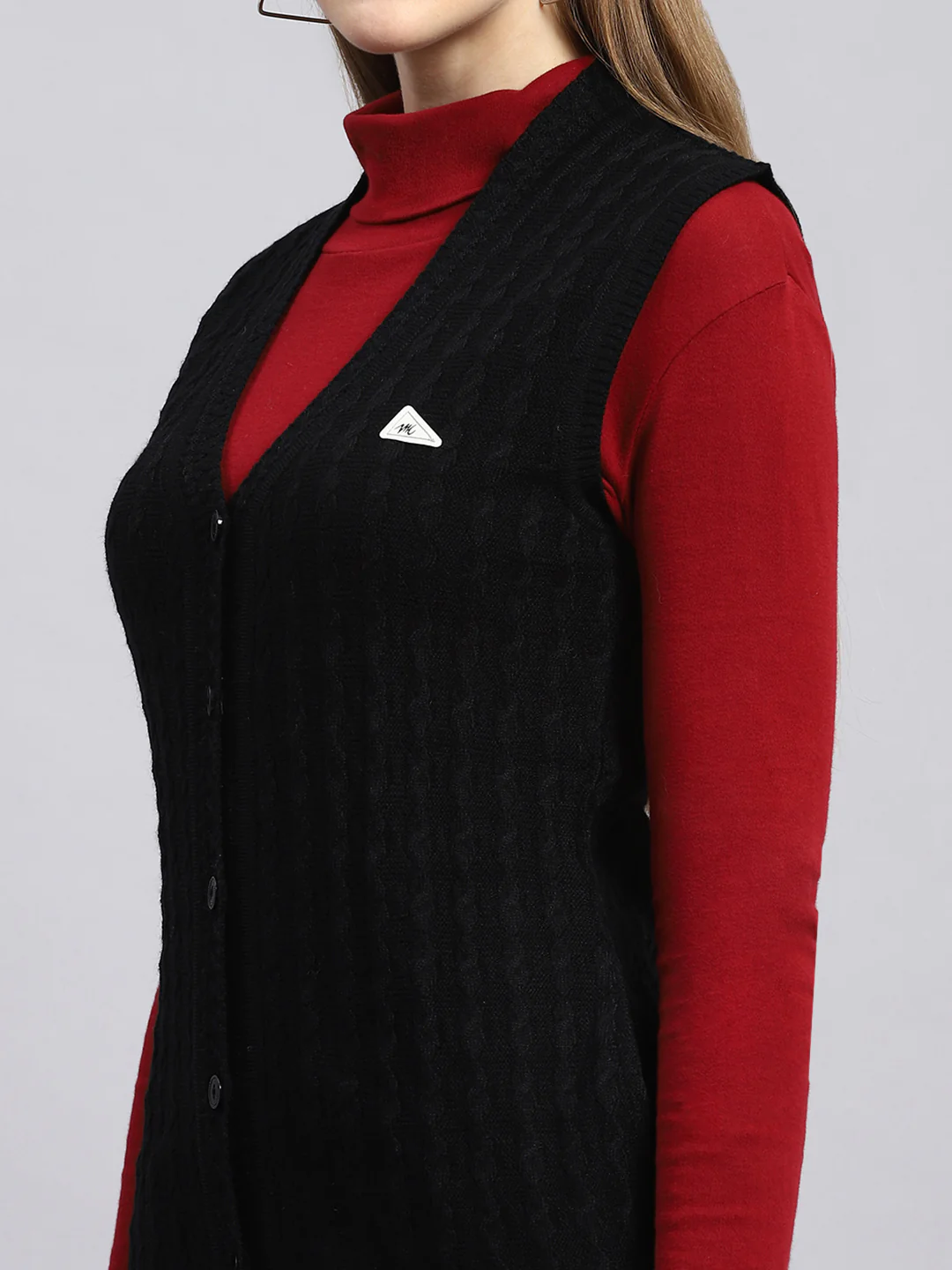 Women Black Self Cardigan - Image 6