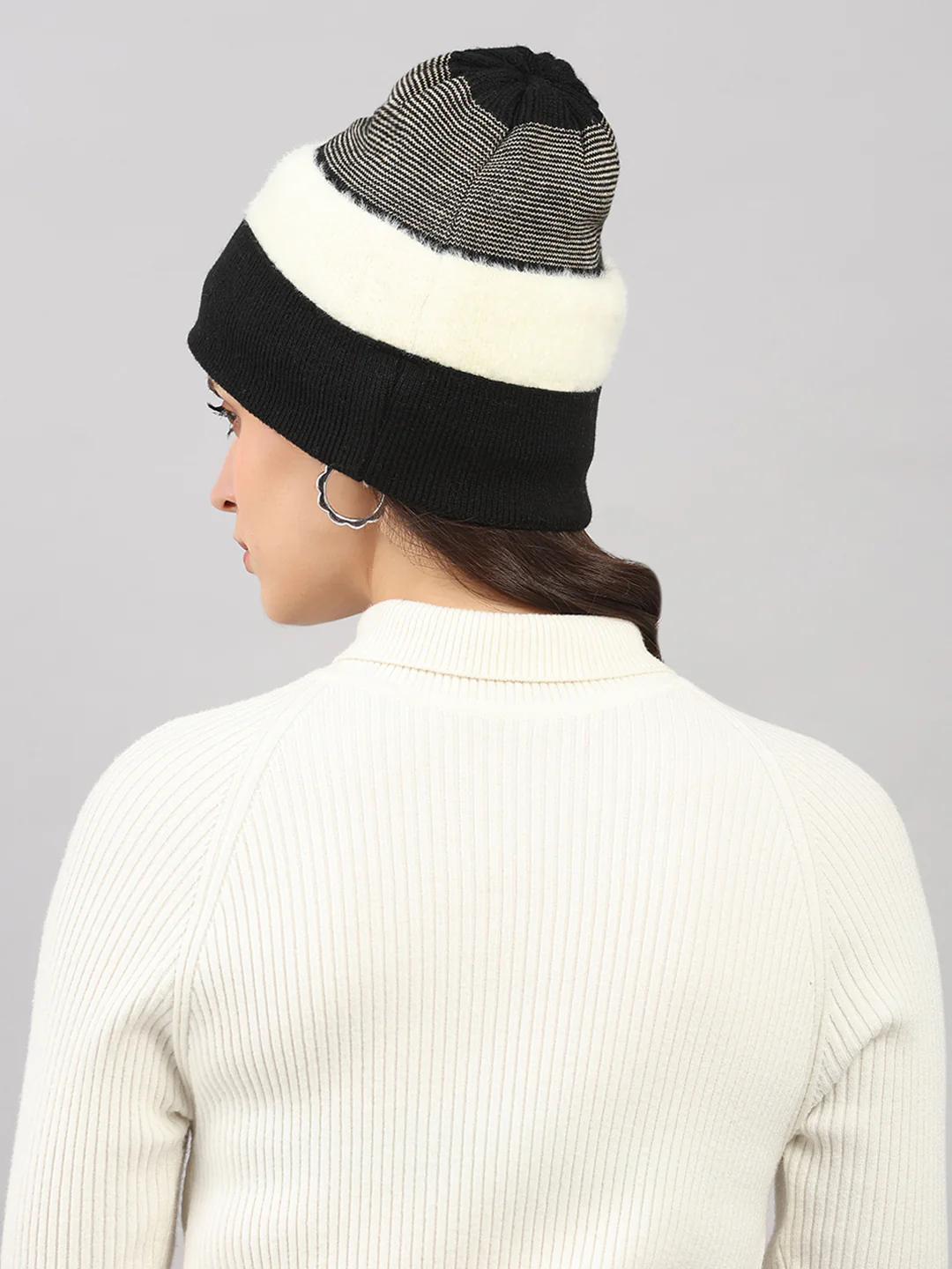 Women Black Self Design Blend Wool Cap - Image 5