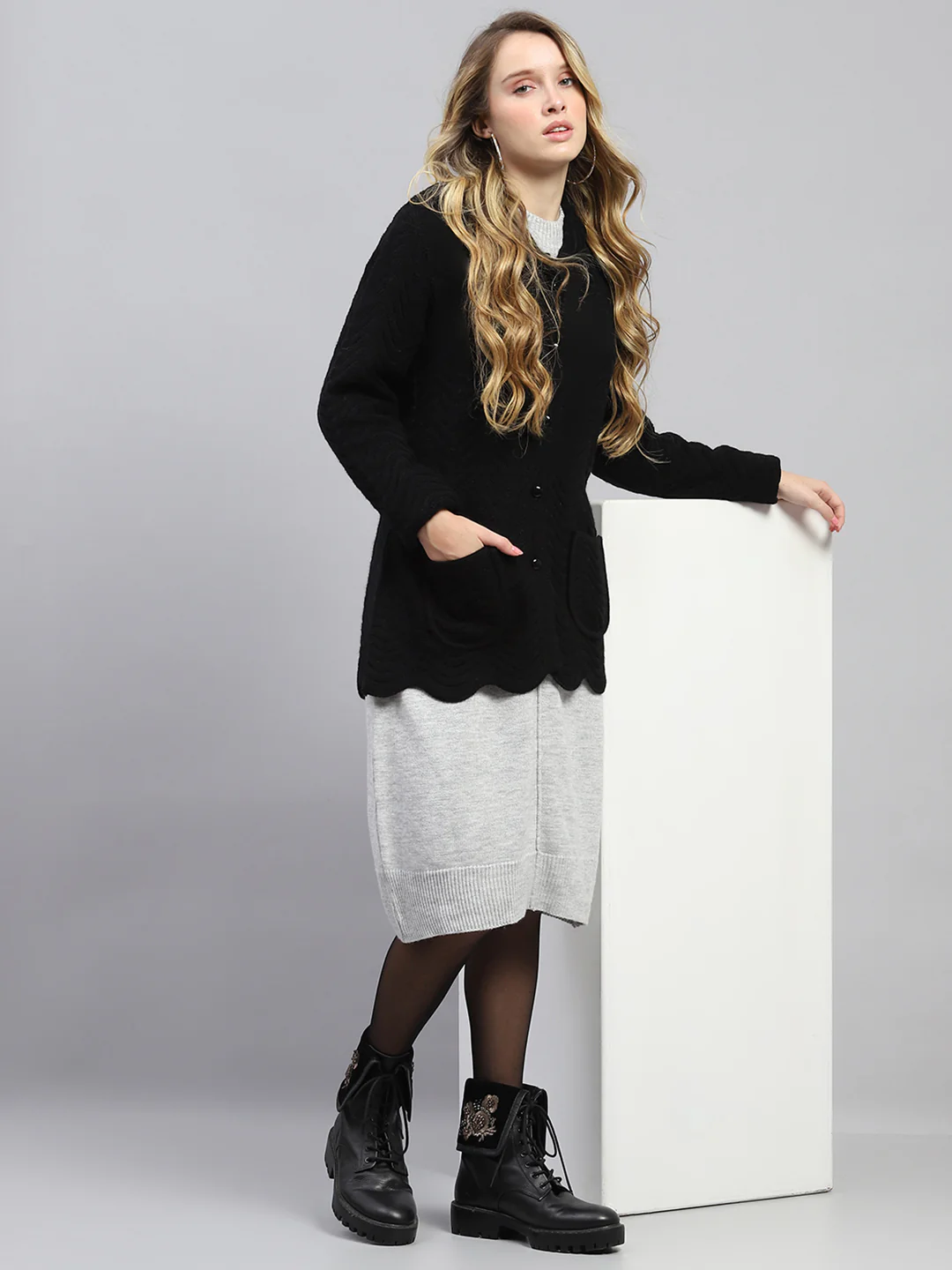Women Black Self Design Collar Full Sleeve Cardigan - Image 2