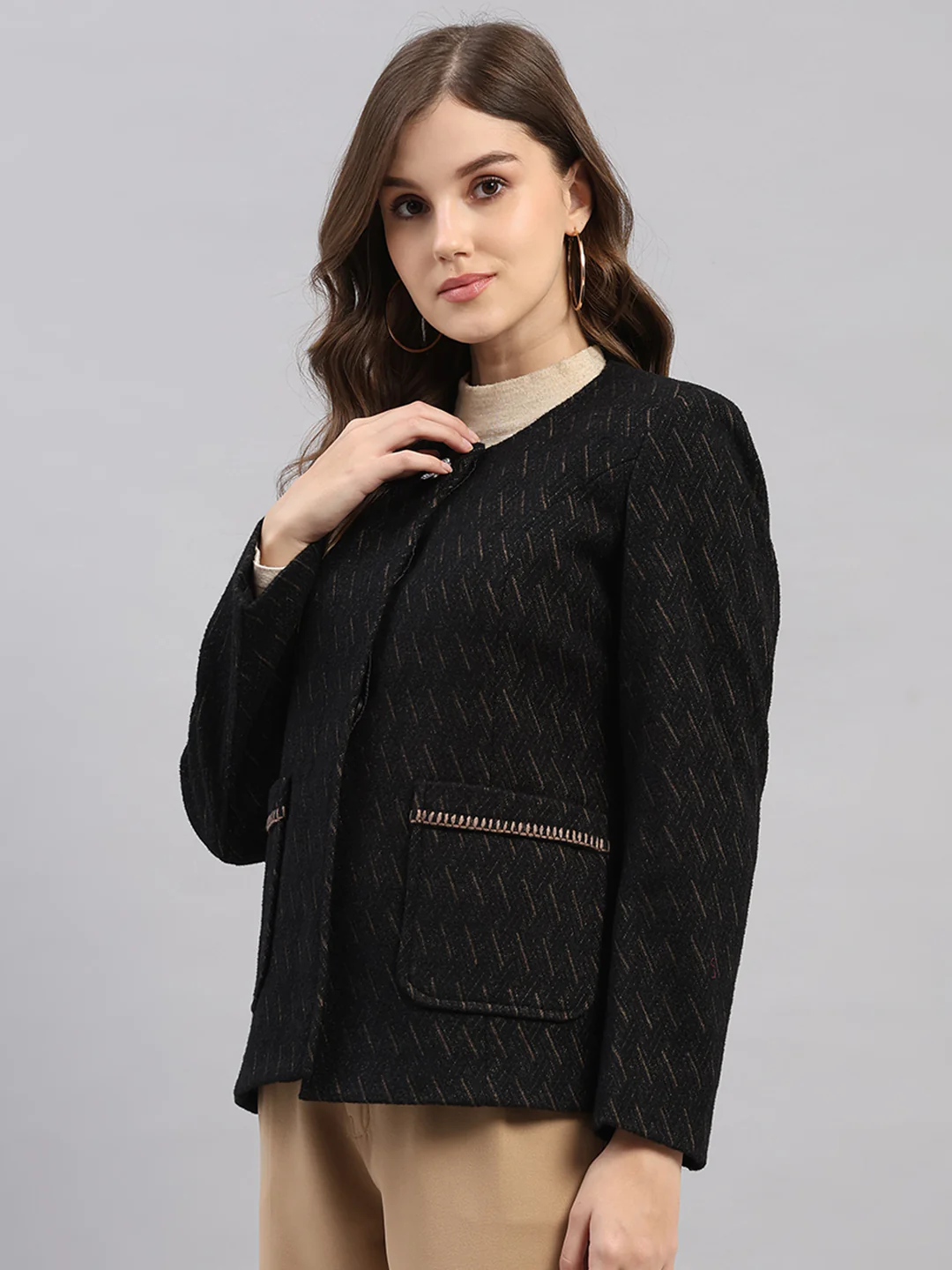 Women Black Self Design Collar Full Sleeve Coat - Image 3
